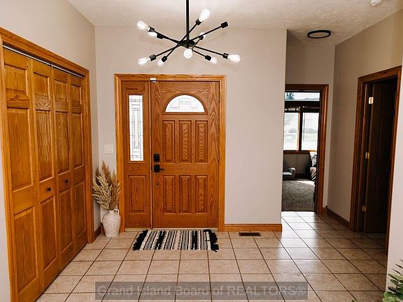 2nd image of 1412 Summerfield Ave