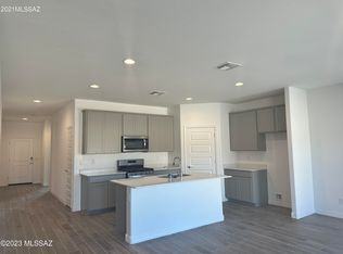 5542 W Coyote Star Rd, Marana, AZ 85658
