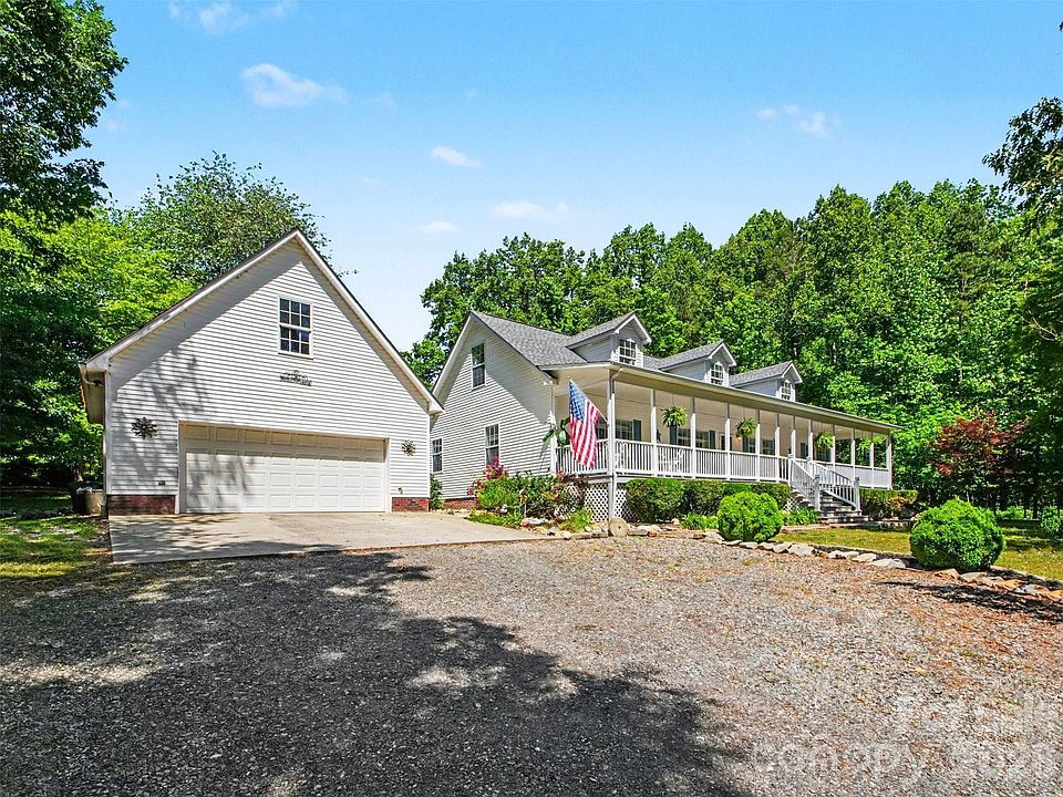 1st image of 915 Ostwalt Amity Rd