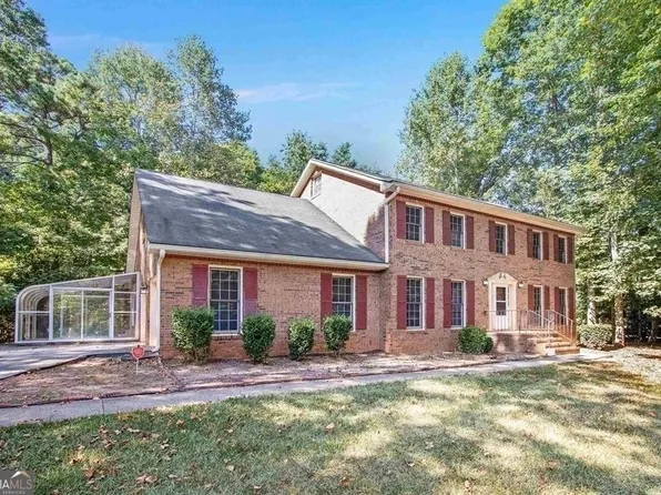 2652 Ashley Cir, Jonesboro, GA 30236