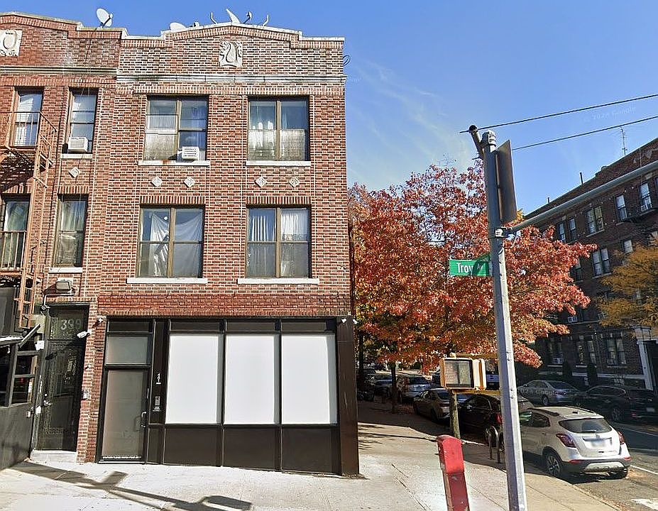 1st image of 401 Troy Ave #1
