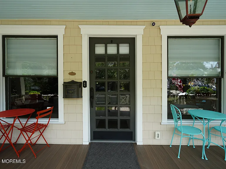 511 Asbury Ave #MAIN HOME — Photo 6