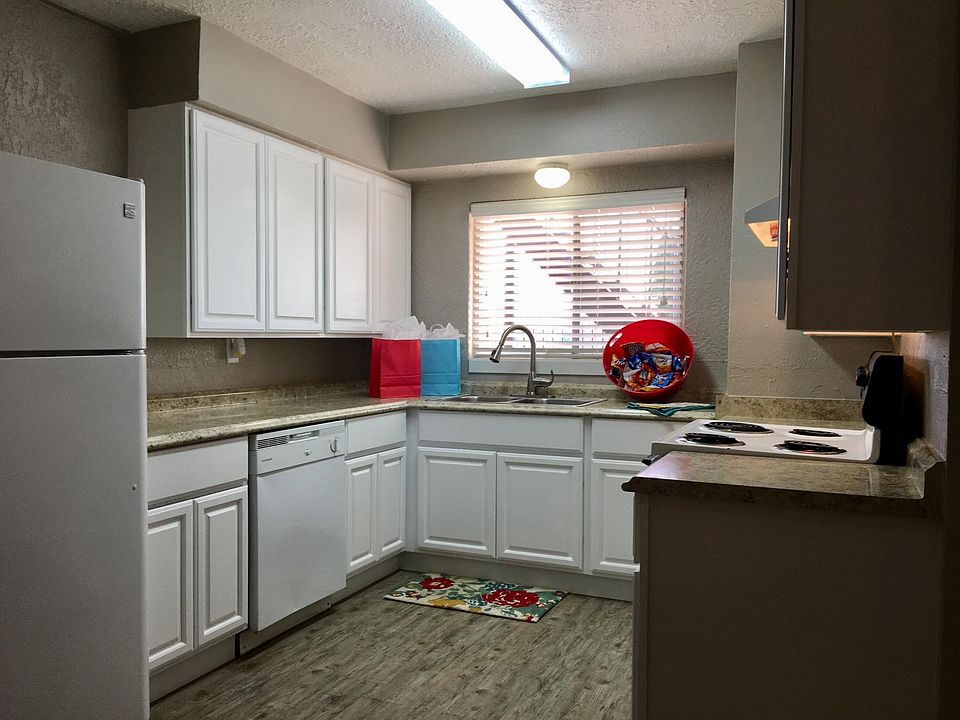 1st image of 3410 Nasa Pkwy APT 211