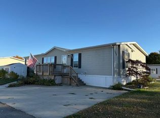 128 Whippoorwill Ln, Rochester, MI 48309