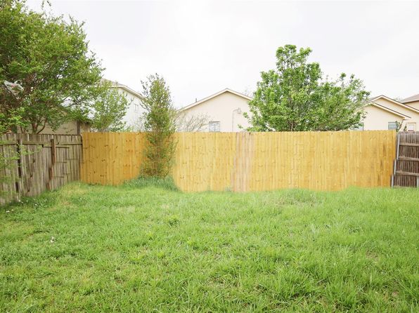 6908 Campina Xing, Del Valle, TX 78617