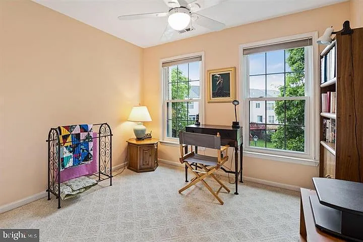412 E Oakmeade Dr — Photo 18