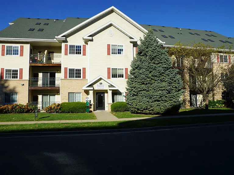 Woodland Commons Madison — Photo 22