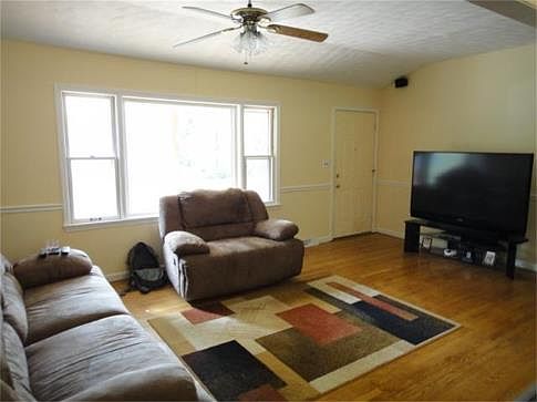 2nd image of 151 E Bryant Ave