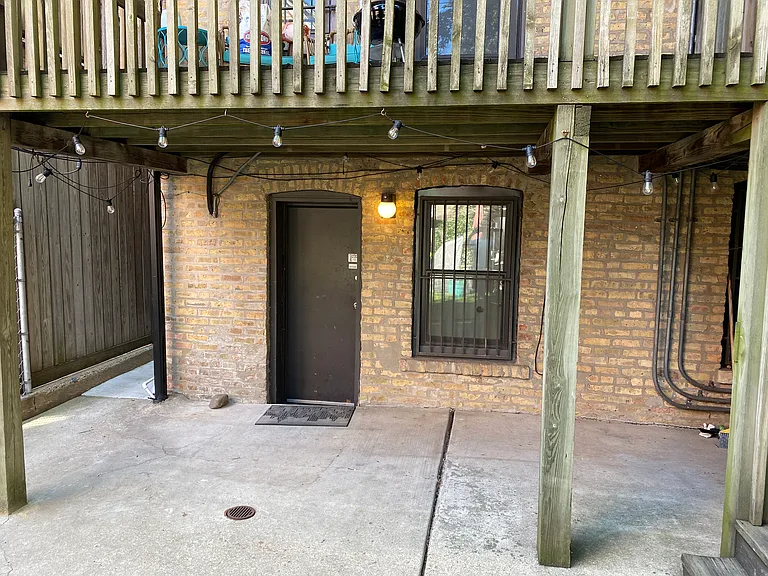 1505 N Leavitt St #G — Photo 10
