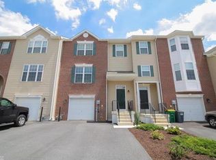 5320 Spring Ridge Dr E, Macungie, PA 18062