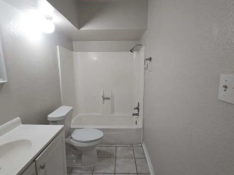 7222 Northleaf Dr — Photo 12