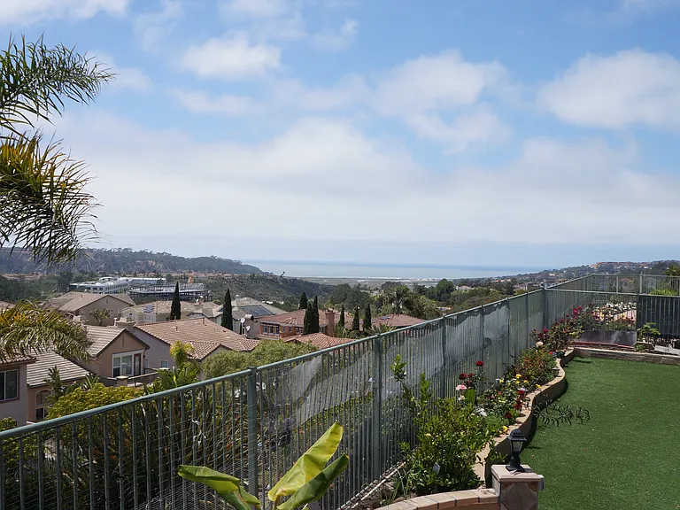 Panoramic ocean views from your Backyard