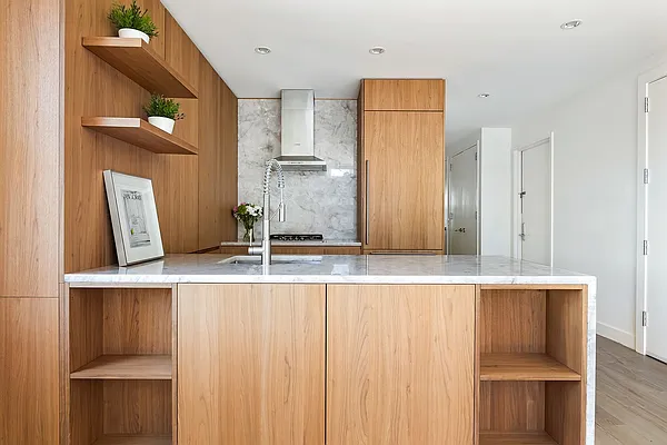 Sold by Compass | media 5