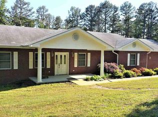 271 Marpen St, Clinton, AR 72031