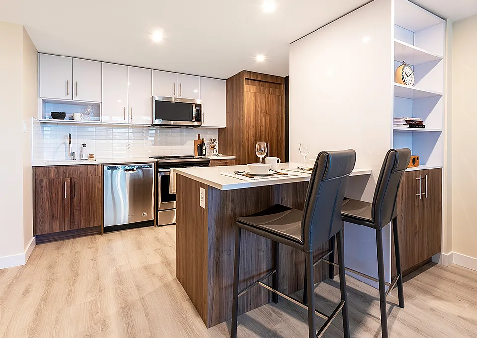 220 4th Ave SW