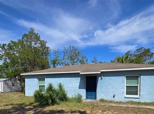 911 White Ln NE, Steinhatchee, FL 32359