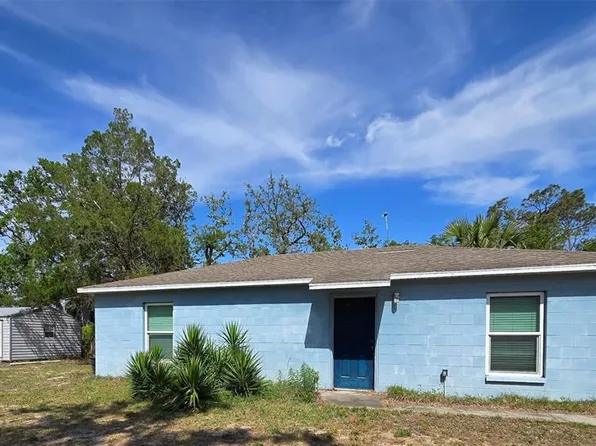 911 White Ln NE, Steinhatchee, FL 32359