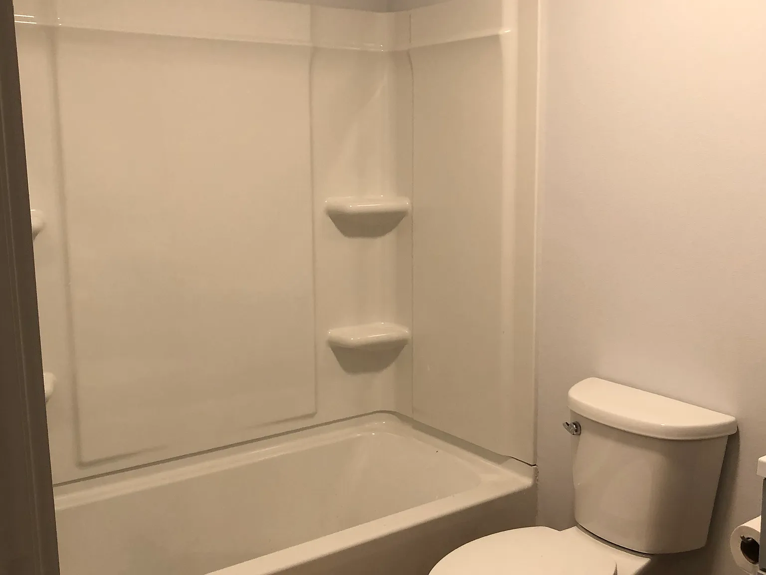 Studio, 400 sqft, $1,000 — Photo 1
