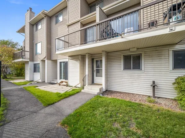 2519 38th St NE #79, Calgary, AB T1Y 4W8