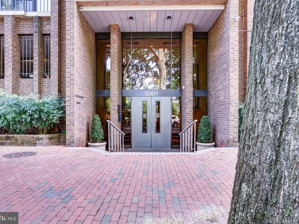 1001 26th St NW APT 406, Washington, DC 20037