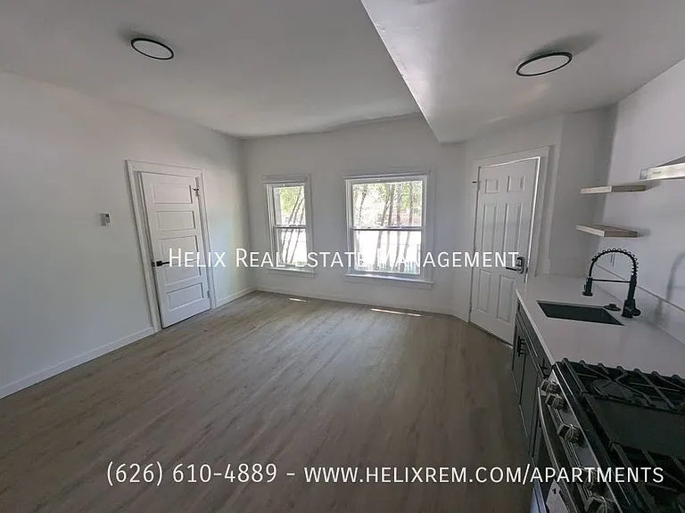 190 S Marengo Ave #4 — Photo 5