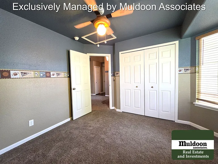 7599 Sailwind Dr — Photo 10