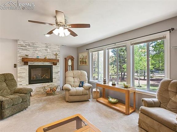 5th image of 848 Northwoods Dr E