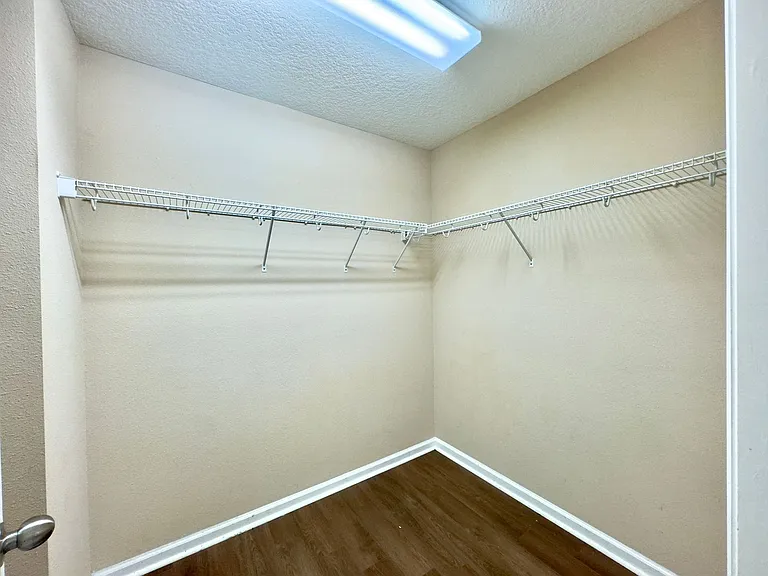 12070 Wynnfield Lakes Cir — Photo 16