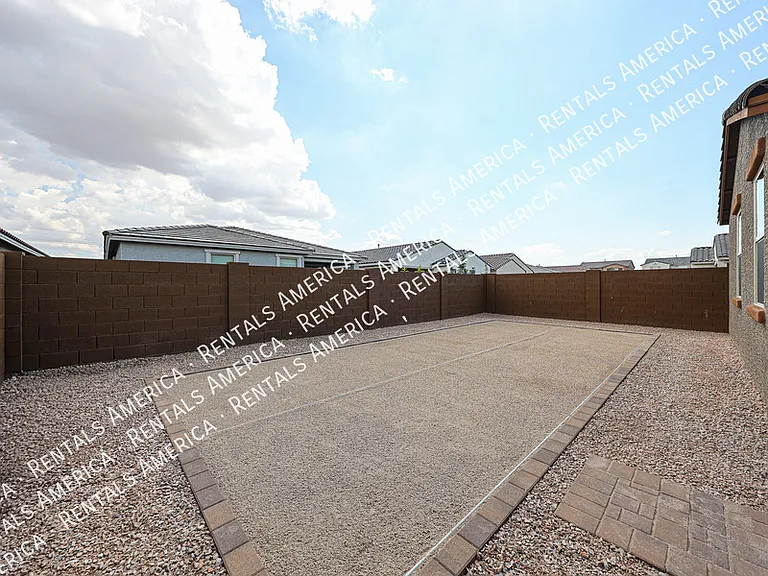8725 W Windsor Blvd — Photo 38