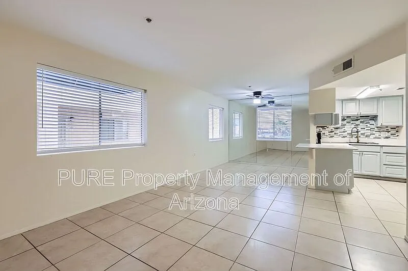 2 bed, 2.0 bath, 796 sqft, $1,395 — Photo 3