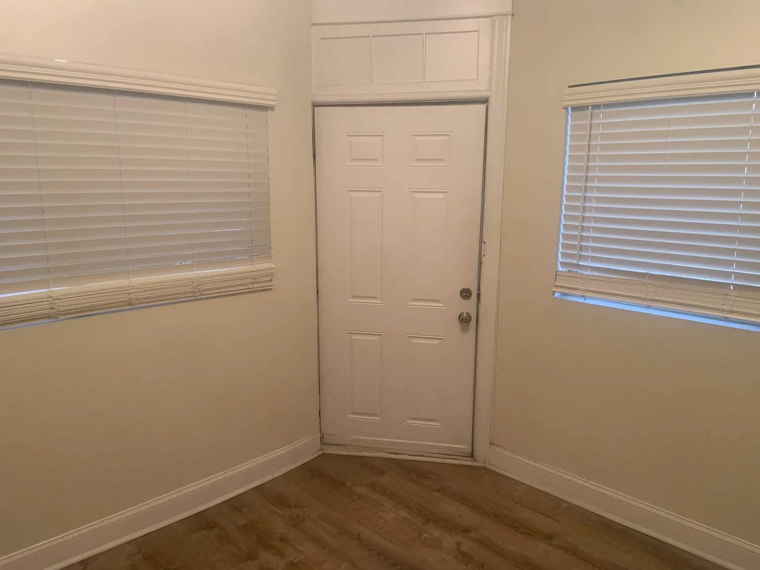 2 bed, 1200 sqft, $1,500 — Photo 2
