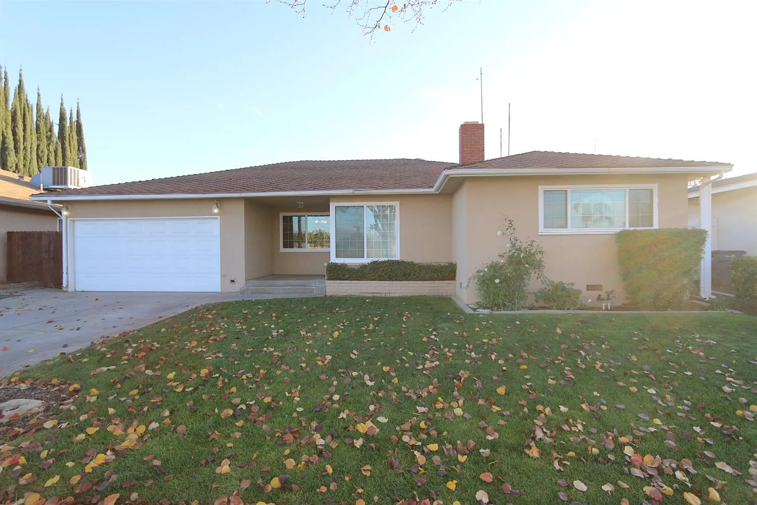 2918 E Pico Ave photo 1