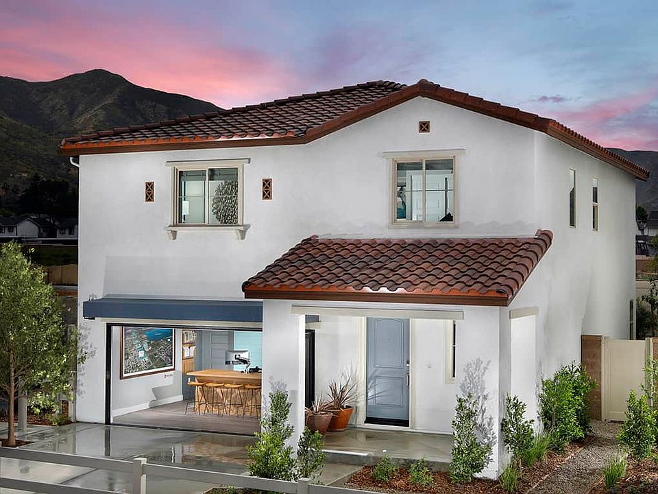 Ridgeline - Residence 1 Front Exterior
