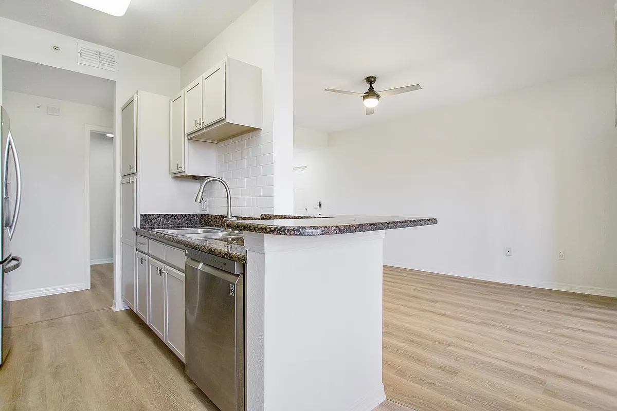 Building Photo - 7925 Preserve Cir
