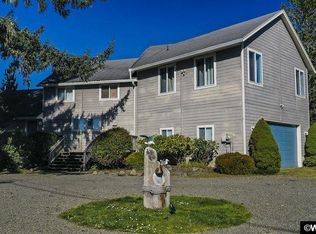 827 SW 66th St, Lincoln City, OR 97367
