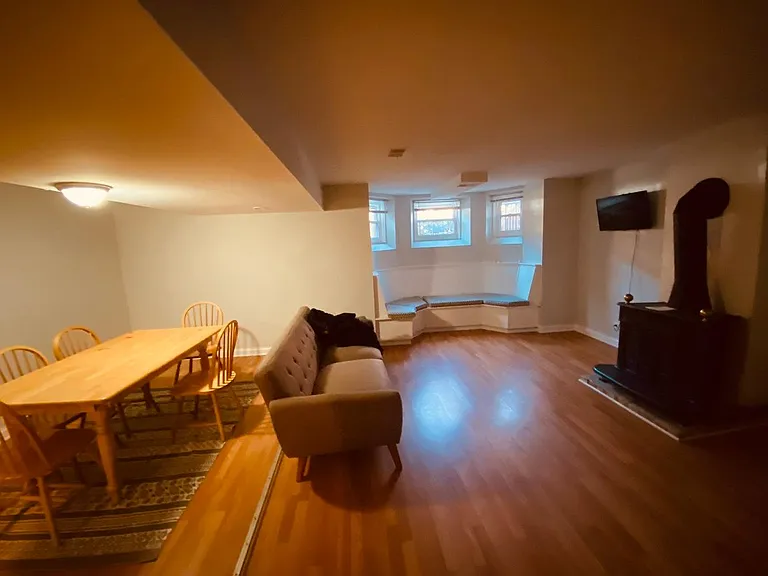 1923 N Sedgwick St #1F — Photo 12