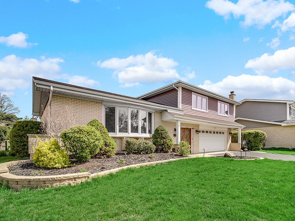 2110 W Jody Ct, Mount Prospect, IL 60056 Zillow
