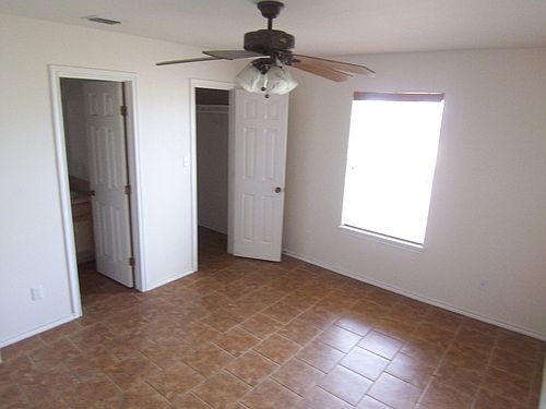 2nd image of 2521 Chuparosa Ct APT 4