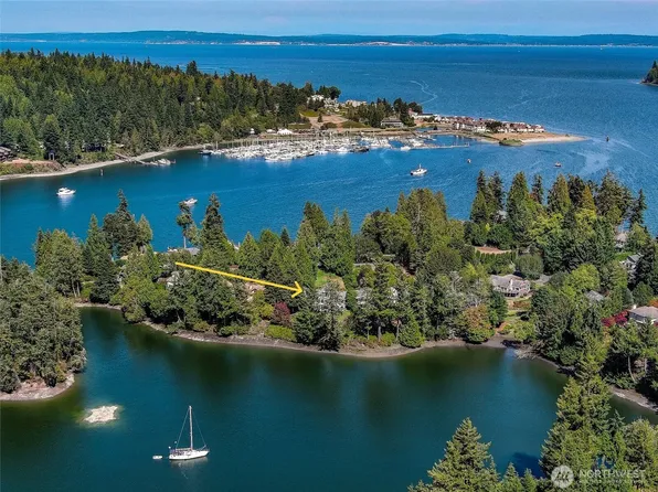 81 W Ludlow Point Road, Port Ludlow, WA 98365
