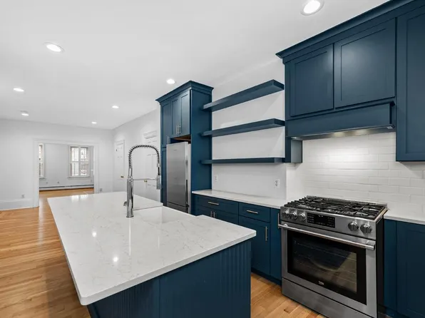 271 Bunker Hill St #1, Charlestown, MA 02129