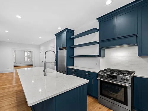 271 Bunker Hill St #1 Photo 1 271 Bunker Hill St #1 Photo 1