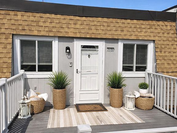 2nd image of 3890 Manzanita Pl #66