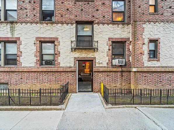 6140 Saunders St APT A11, Flushing, NY 11374