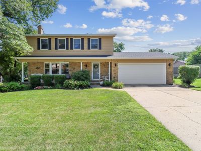 2004 Crown Flair Dr, West Des Moines, IA, 50265