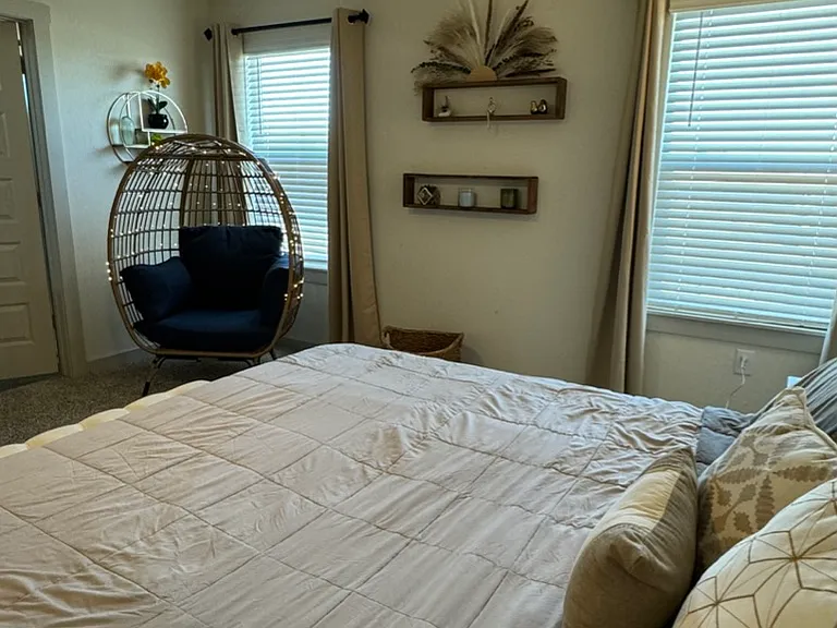 10921 Tildon Ave — Photo 5