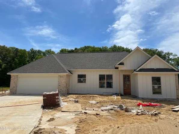 205 Silver Maple Pl Lot 197, Canton, MS 39046