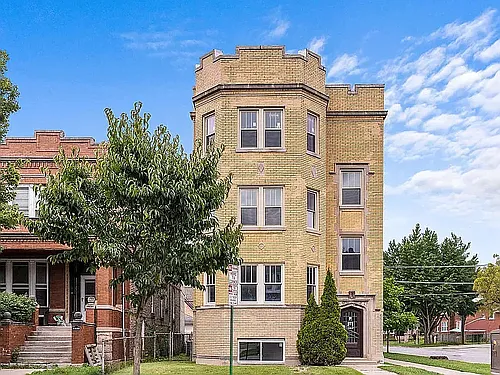 1101 S Oak Park Ave Photo 1