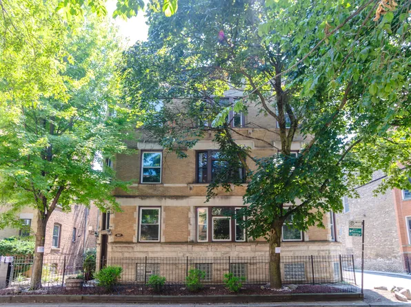 807 W Newport Ave #2, Chicago, IL 60657