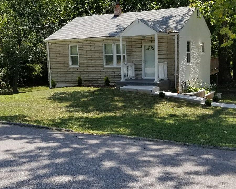 1st image of 1950 Bella Clare Dr