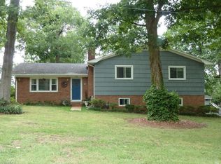 108 Crestview Ter, Thomasville, NC 27360